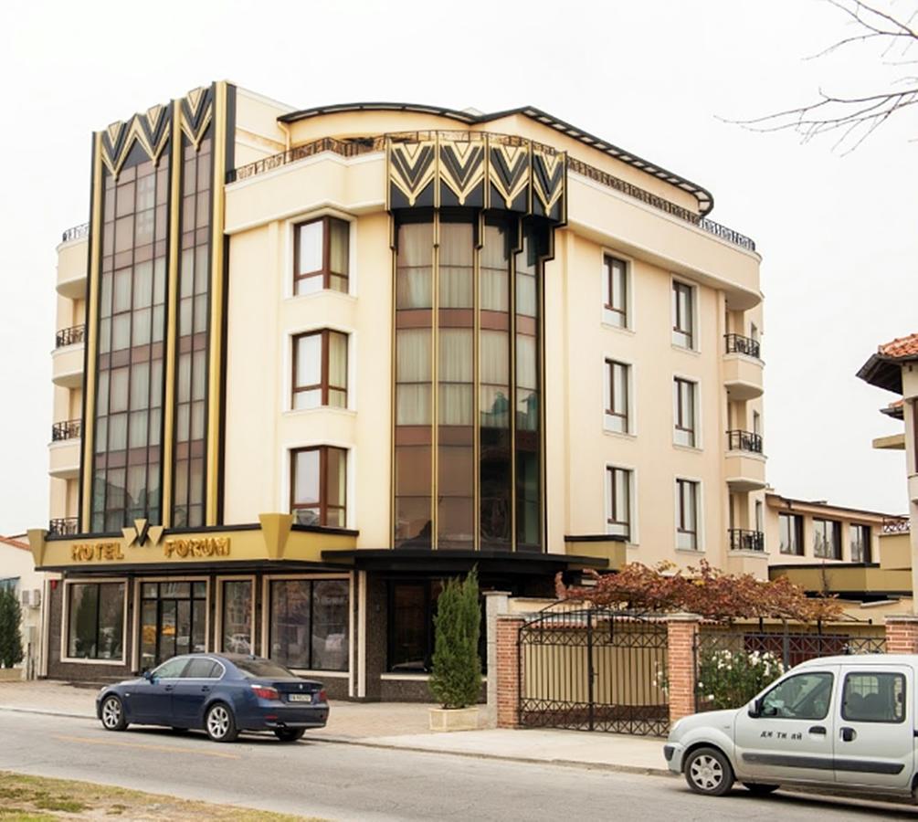 Hotel Forum Pazardzhik Exteriör bild